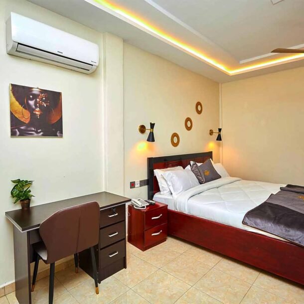 golden dew hotel