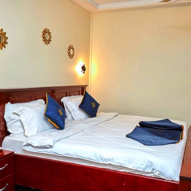 golden dew hotel